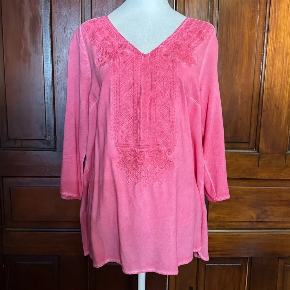 Andree by Unit Mineral Wash Embroidered Tunic Top Size Small